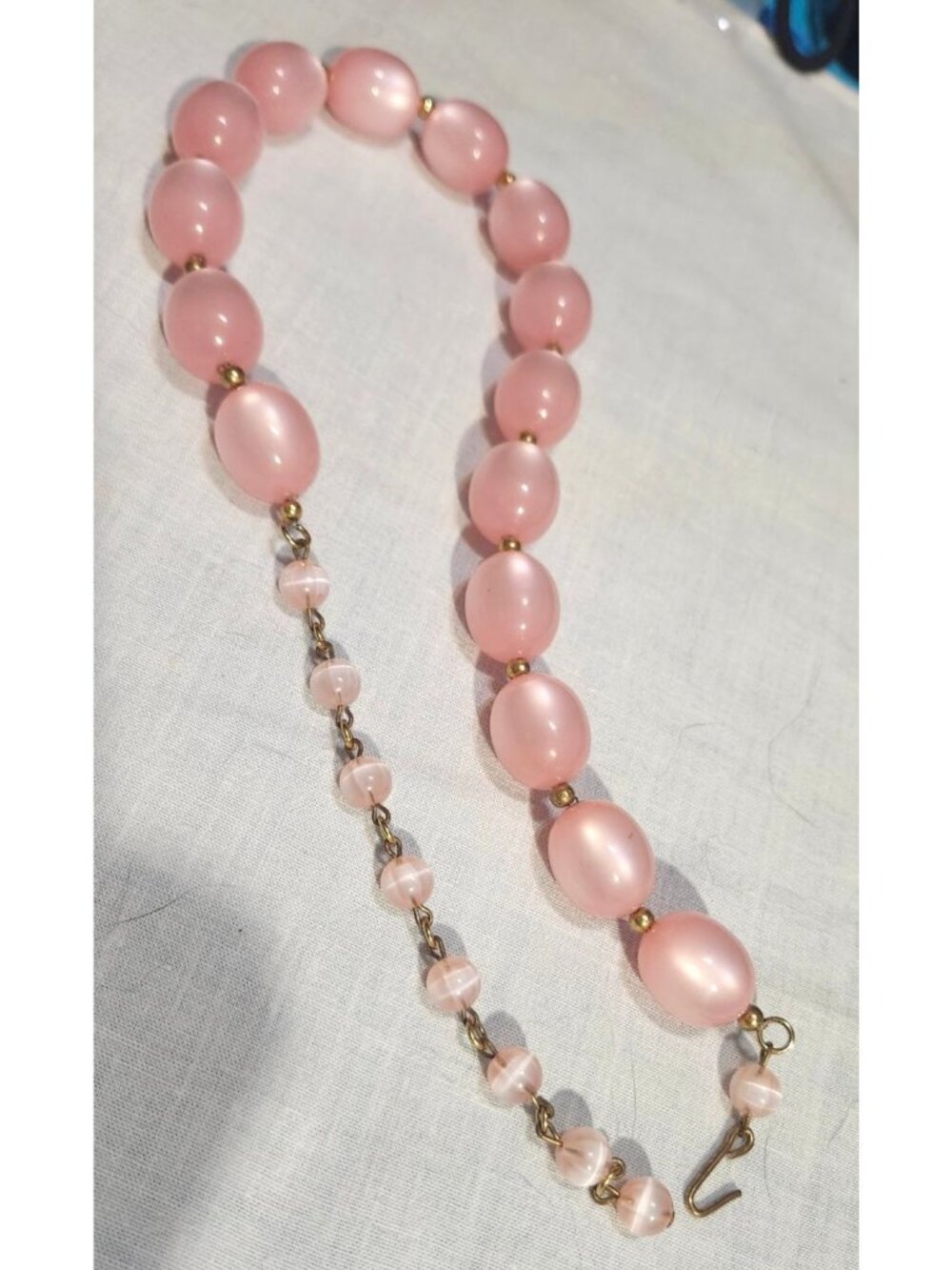 Vintage Pink Acrylic Faux Moonstone Beaded Necklace Gold-Tone Accents - Picture 4 of 4